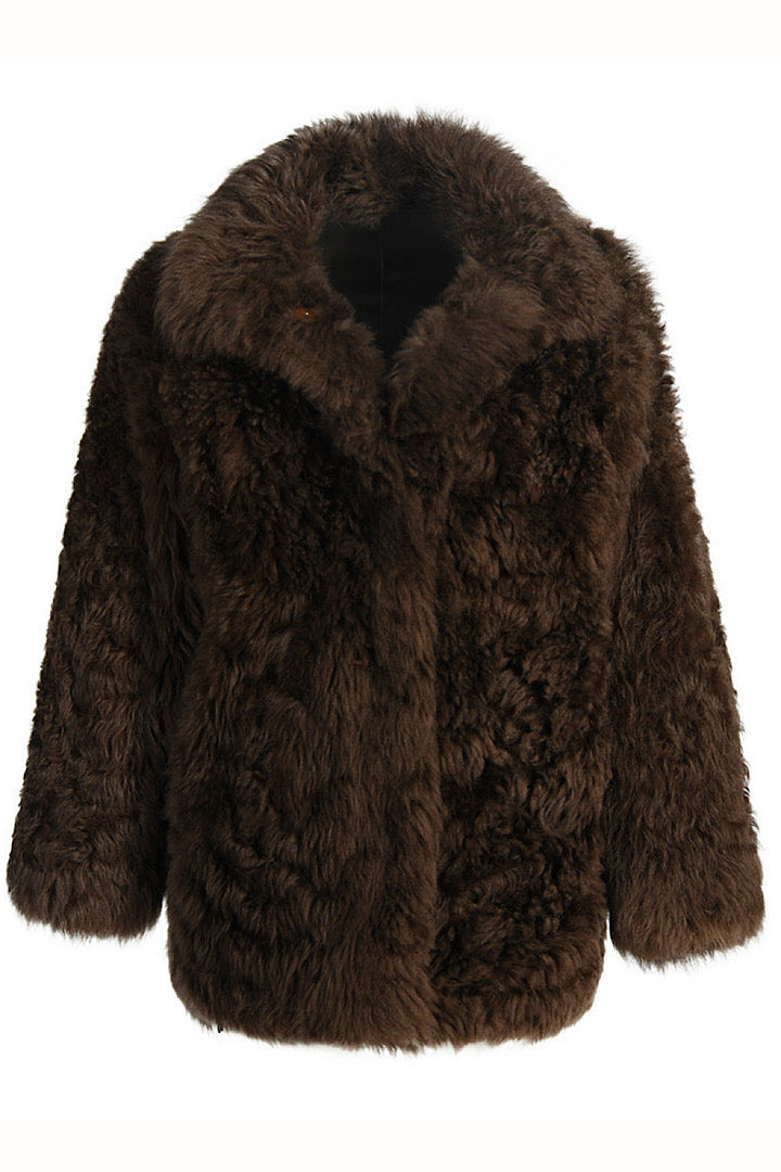 MANTEAU MIELA en peau lainée marron